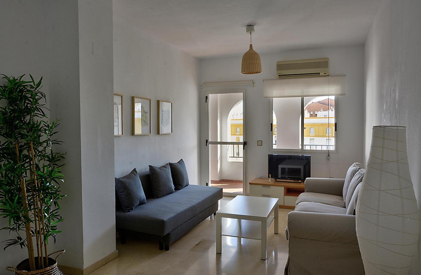 Luxury Apartment In Seville With Pool מראה חיצוני תמונה